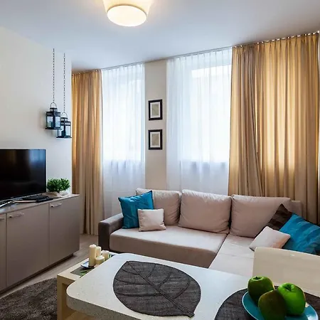 Raugyklos Apartamentai Vilnius Room photo