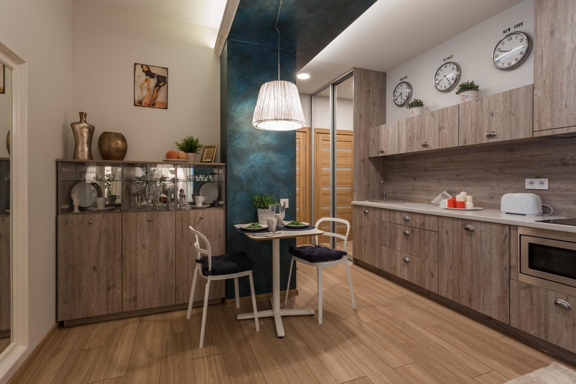 Raugyklos Apartamentai Íbúð